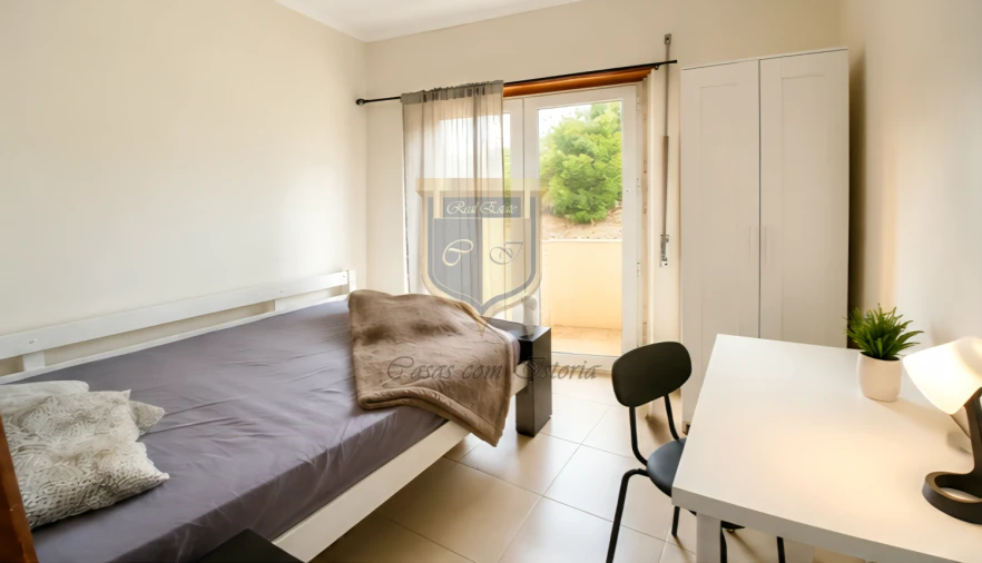 Apartamento T3 para Arrendamento em Santa Maria, São Pedro e Matacães Foto 16