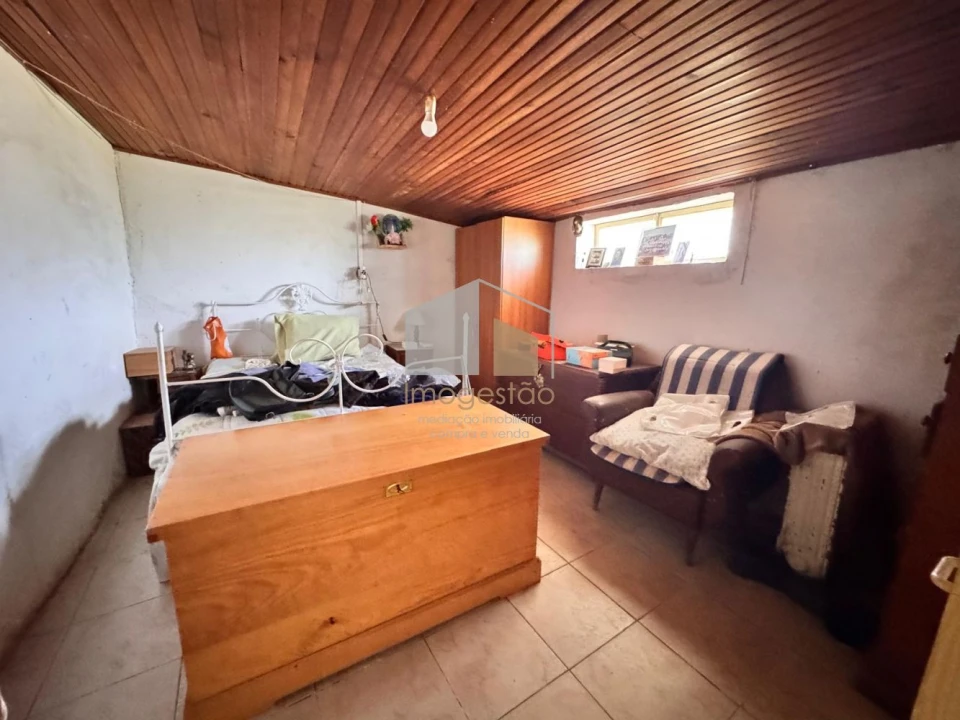 Moradia T2 para Venda em Cornes Foto 17