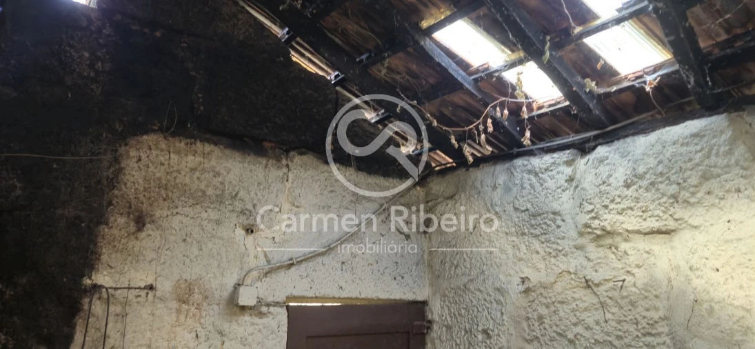 Moradia T4 para Venda em Santa Cruz do Douro e São Tomé de Covelas Foto 22