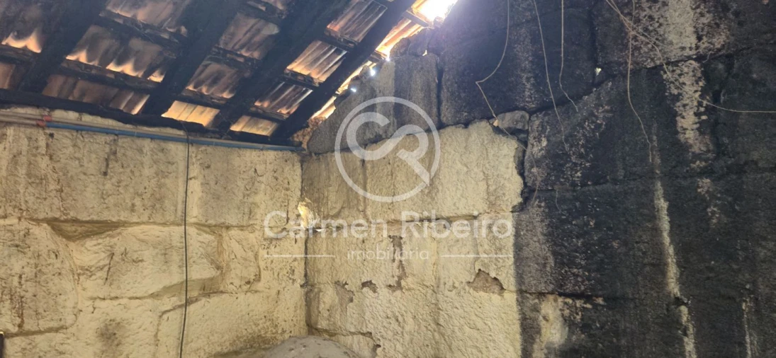 Moradia T4 para Venda em Santa Cruz do Douro e São Tomé de Covelas Foto 21