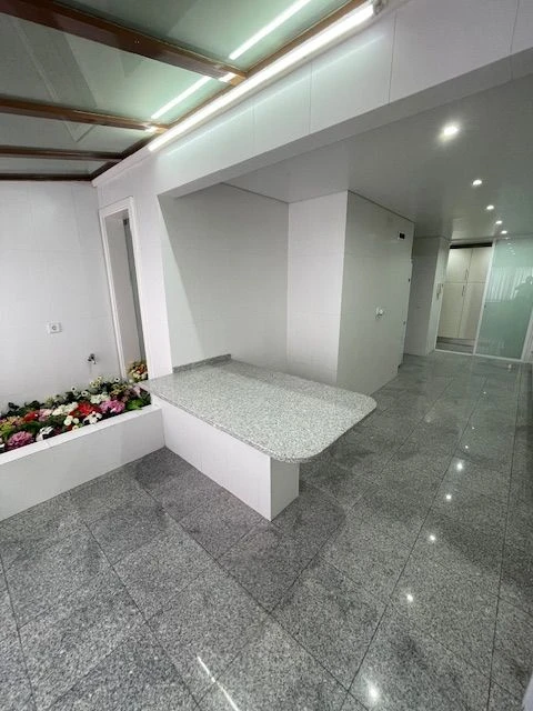 Apartamento T4 para Venda em Lordelo do Ouro e Massarelos