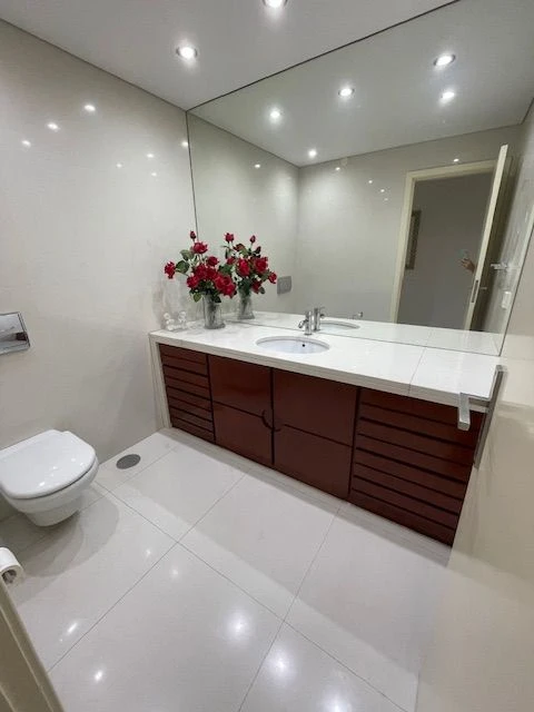 Apartamento T4 para Venda em Lordelo do Ouro e Massarelos