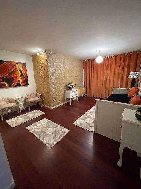 Apartamento T4 para Venda em Lordelo do Ouro e Massarelos