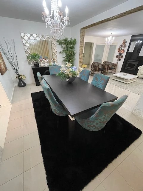 Apartamento T4 para Venda em Lordelo do Ouro e Massarelos