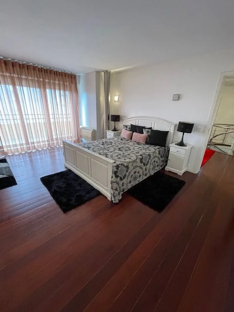 Apartamento T4 para Venda em Lordelo do Ouro e Massarelos