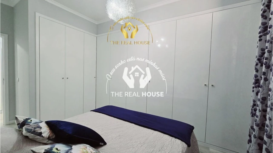 Apartamento T1 para Venda em Caniço Foto 15