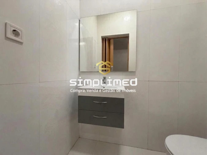 Apartamento T4 para Venda em Alhos Vedros Foto 18