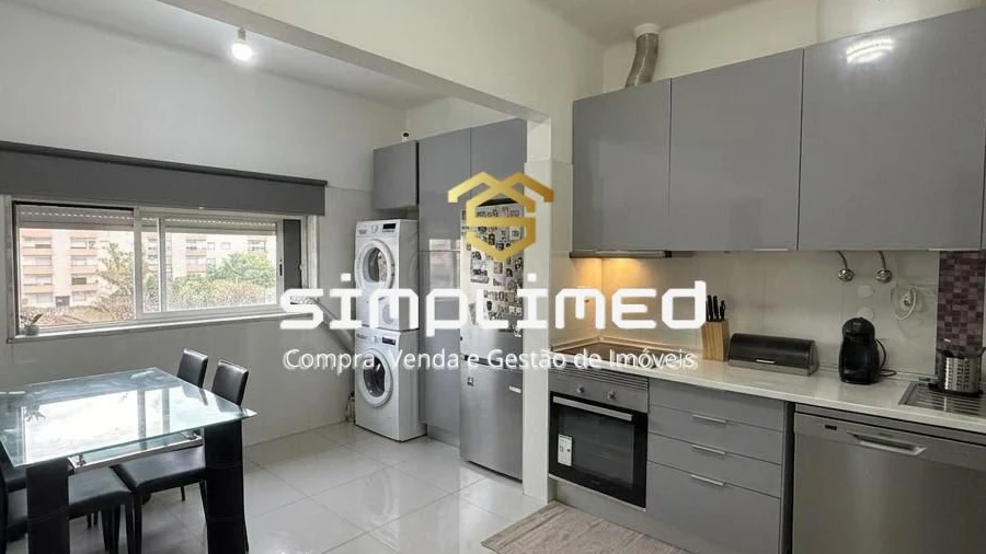 Apartamento T4 para Venda em Alhos Vedros