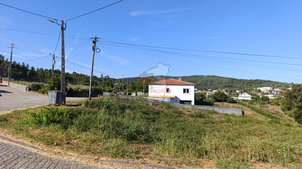 Terreno para Venda em Oleiros-Amieira Foto 1