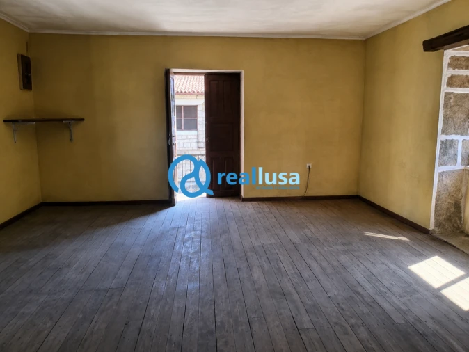 Moradia T2 para Venda em Vila Verde e Santão Foto 3