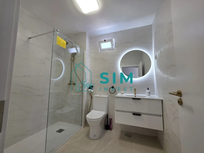Apartamento T3 para Venda em Olhão Foto 14