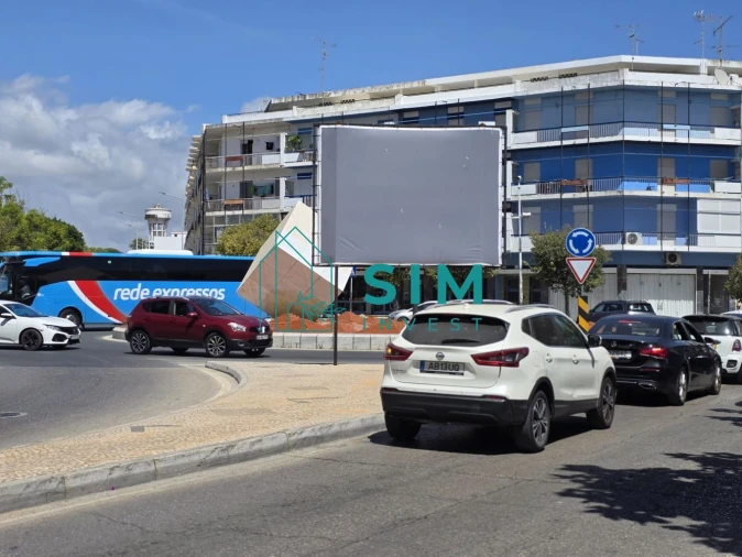Apartamento T3 para Venda em Olhão Foto 24
