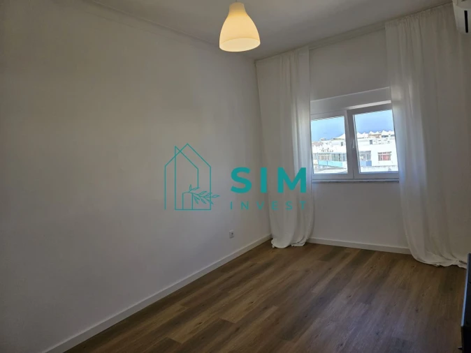 Apartamento T3 para Venda em Olhão Foto 11
