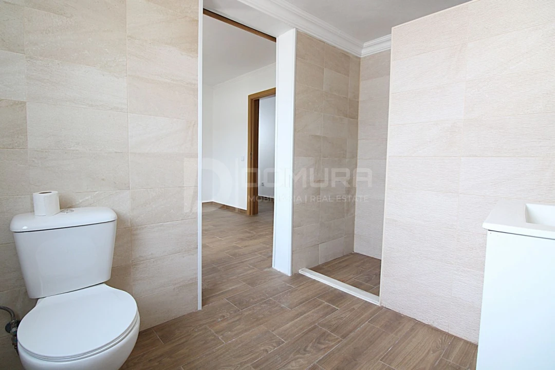 Moradia T3 para Venda em Santiago Maior Foto 22