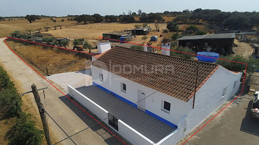 Moradia T3 para Venda em Santiago Maior