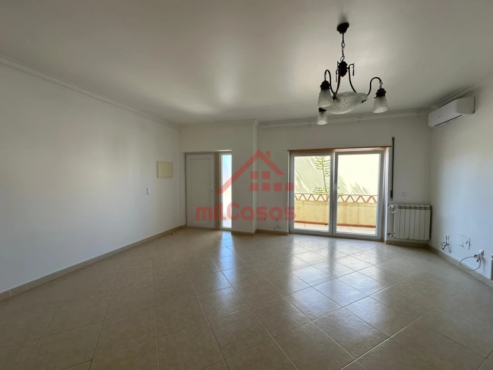 Moradia T3 para Arrendamento em Ericeira Foto 17