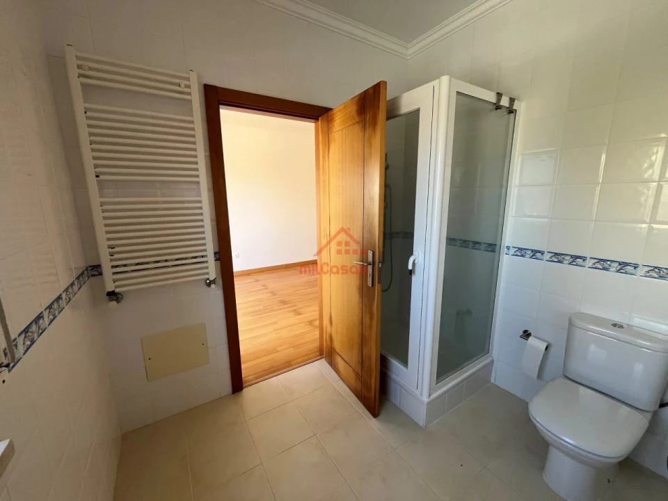 Moradia T3 para Arrendamento em Ericeira Foto 26