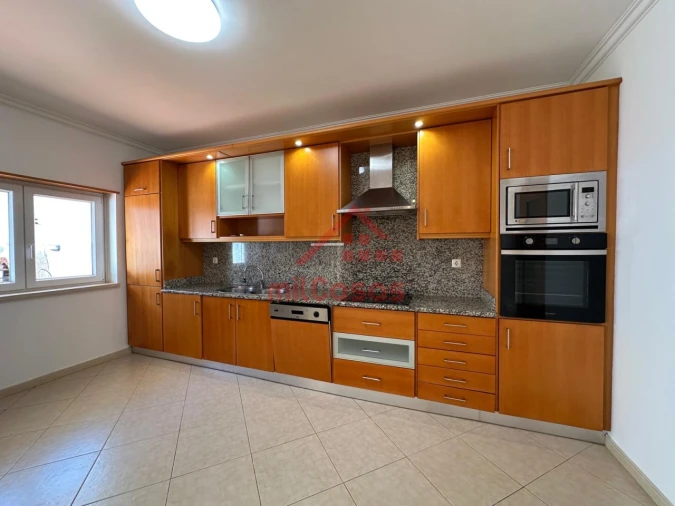Moradia T3 para Arrendamento em Ericeira Foto 7