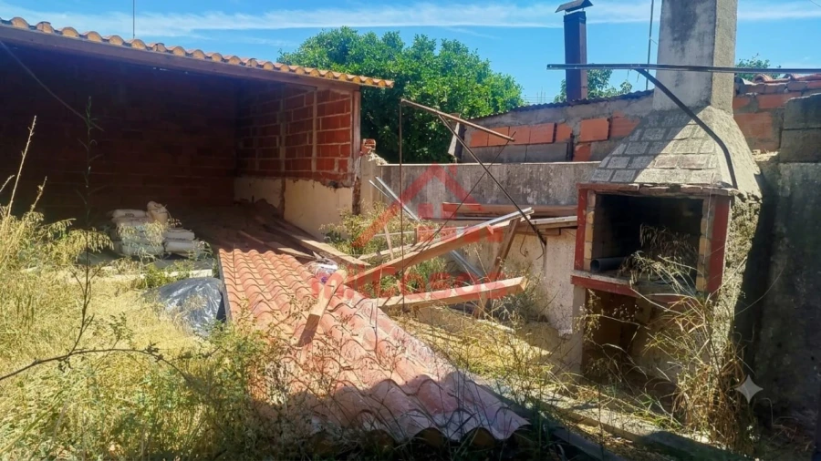 Moradia T3 para Venda em Azinhaga Foto 9