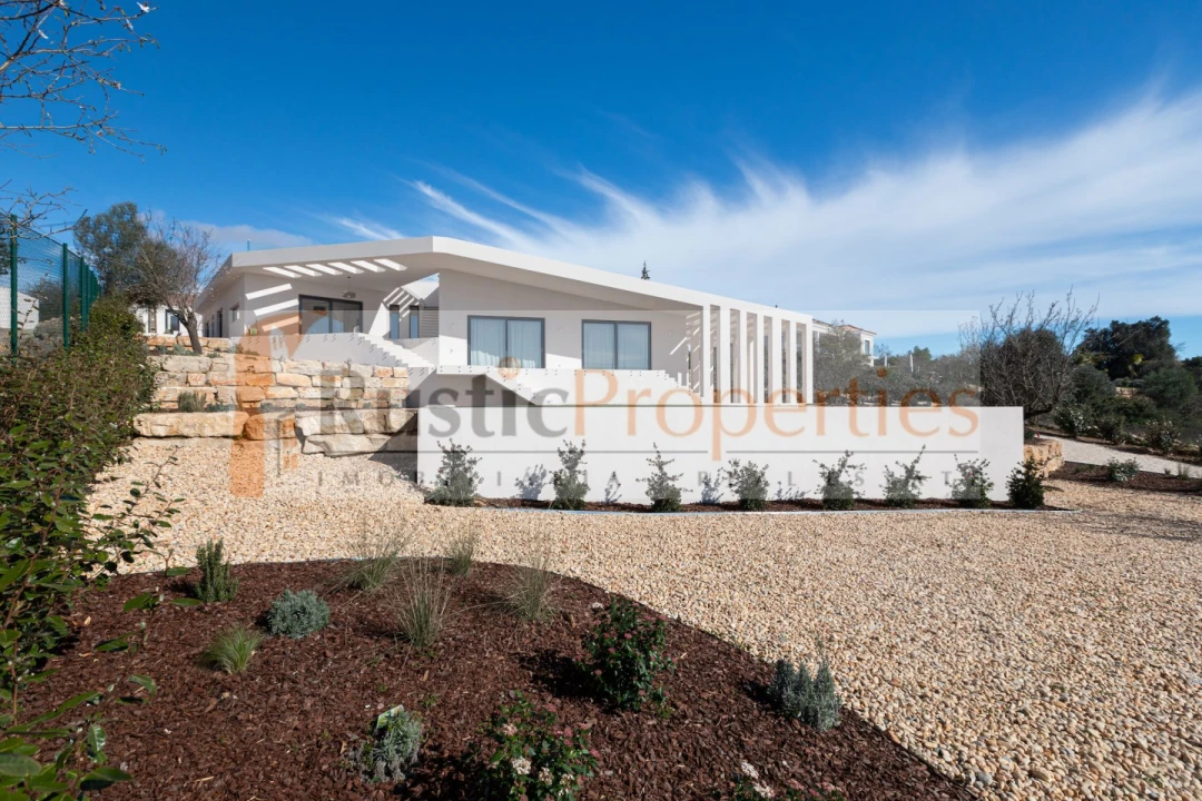 Moradia T4 para Venda em Boliqueime Foto 6