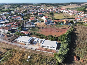 Moradia T4 para Venda em Ramalhal