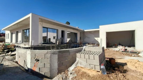 Moradia T4 para Venda em Ramalhal