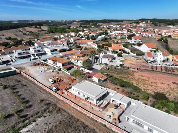 Moradia T4 para Venda em Ramalhal