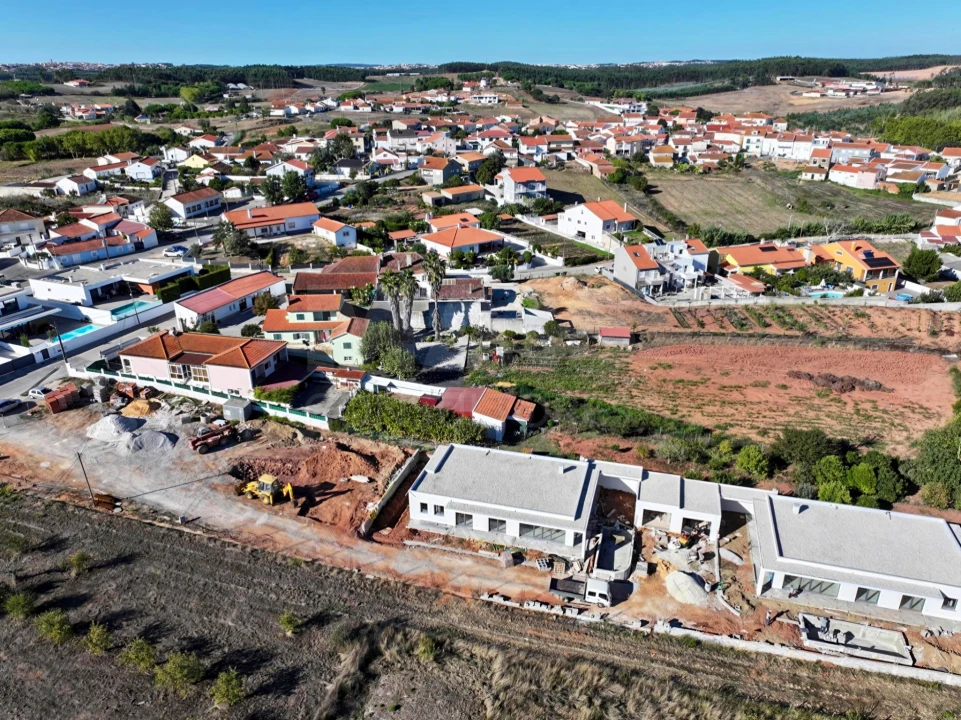 Moradia T4 para Venda em Ramalhal Foto 2