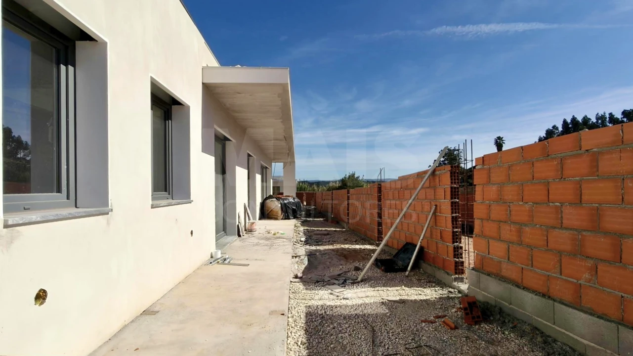 Moradia T4 para Venda em Ramalhal Foto 4