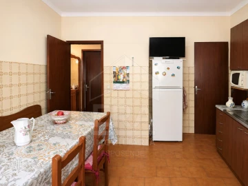 Moradia T2 para Venda em Outeiro