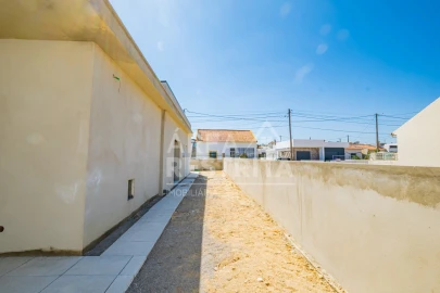 Moradia T3 para Venda em Fernao Ferro
