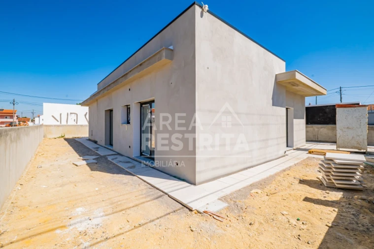 Moradia T3 para Venda em Fernao Ferro Foto 7