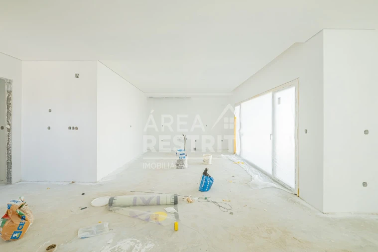 Moradia T3 para Venda em Fernao Ferro Foto 41