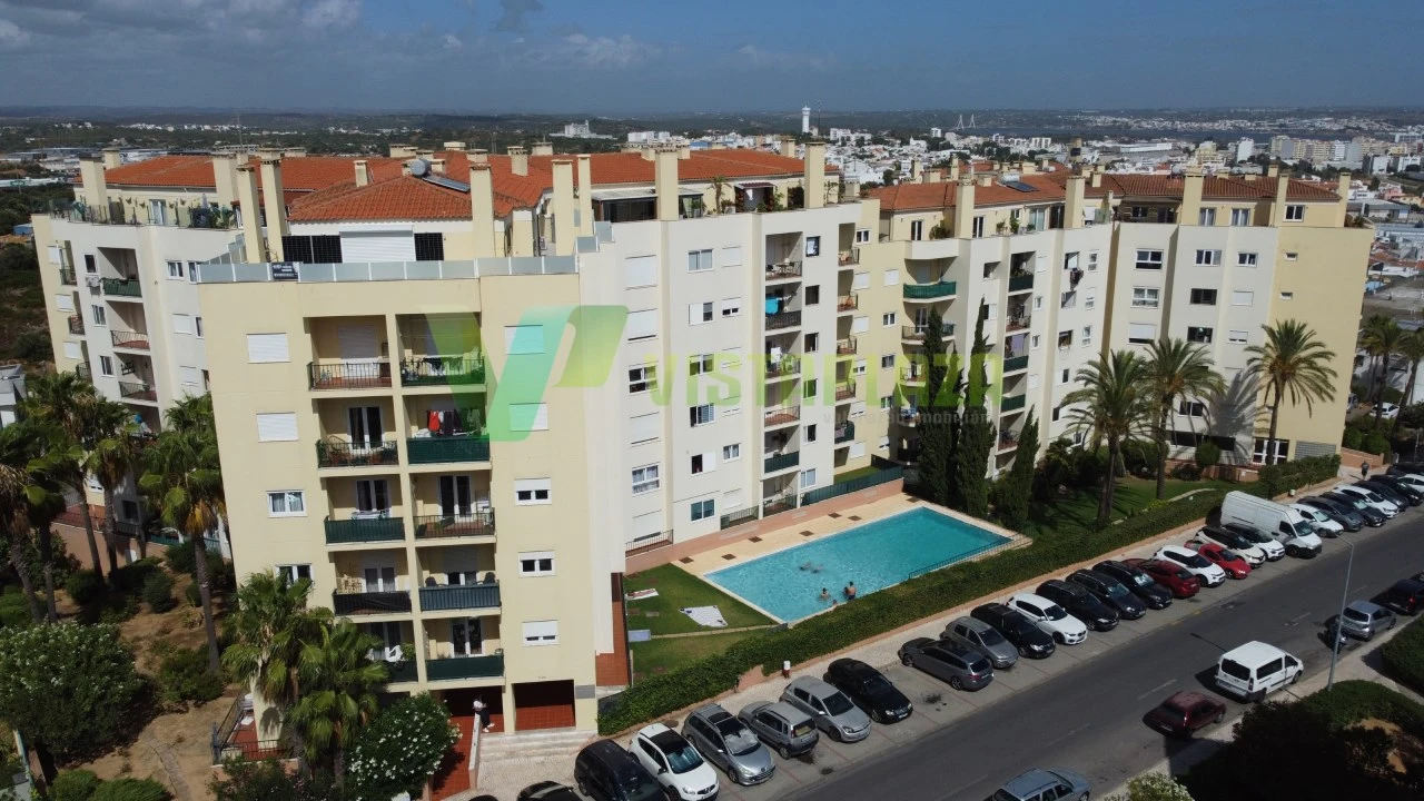 Apartamento T2 para Venda em Portimão Foto 1