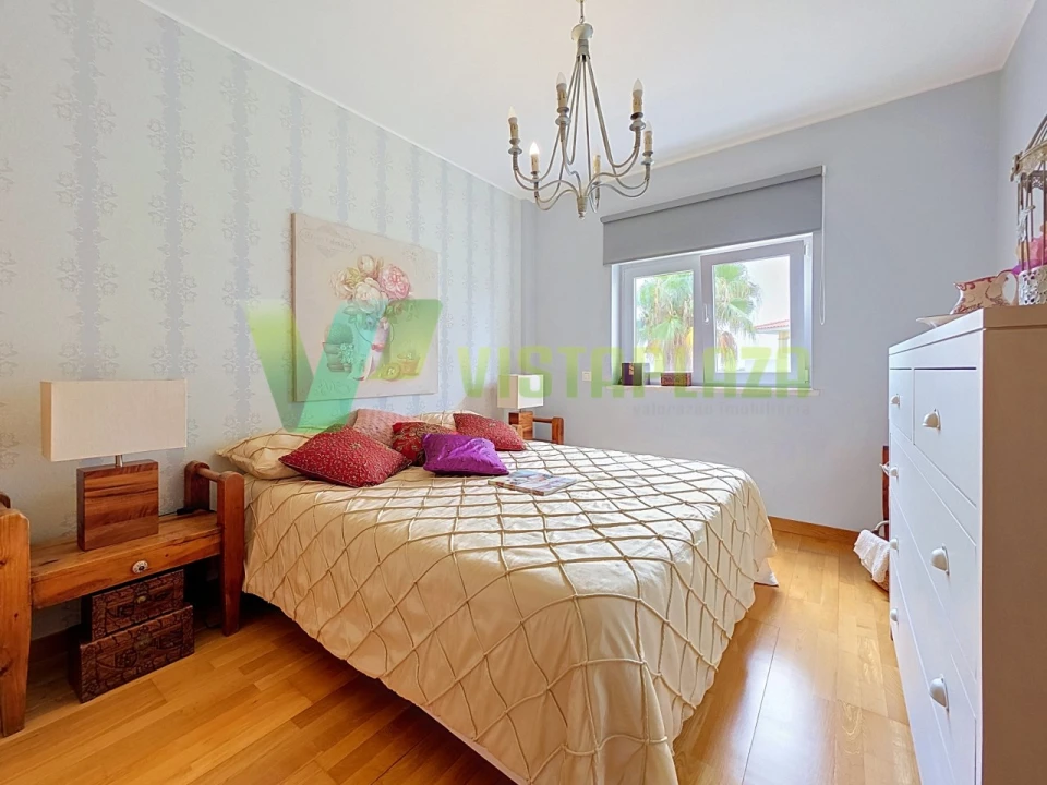 Apartamento T2 para Venda em Portimão Foto 14