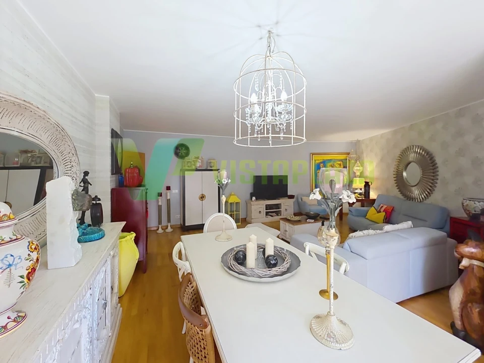 Apartamento T2 para Venda em Portimão Foto 21