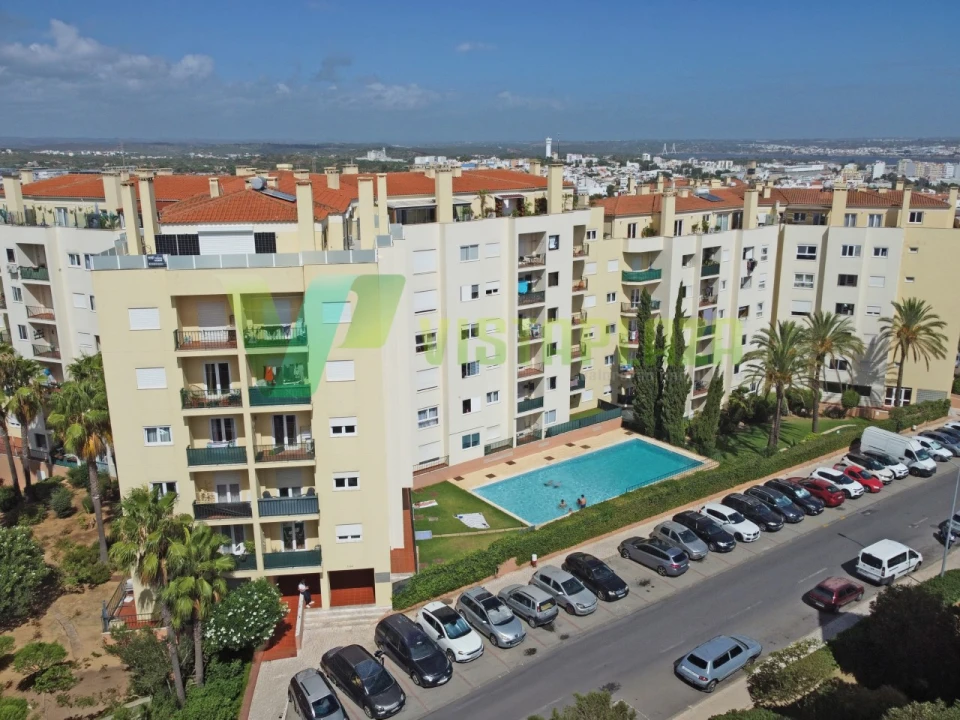 Apartamento T2 para Venda em Portimão Foto 2