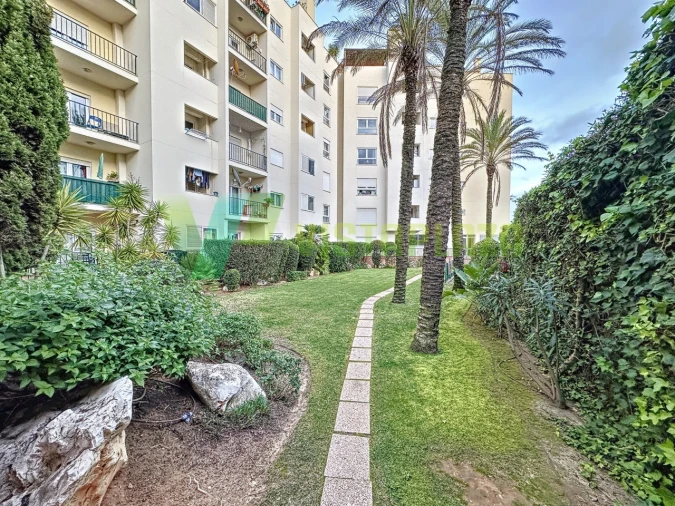 Apartamento T2 para Venda em Portimão Foto 23