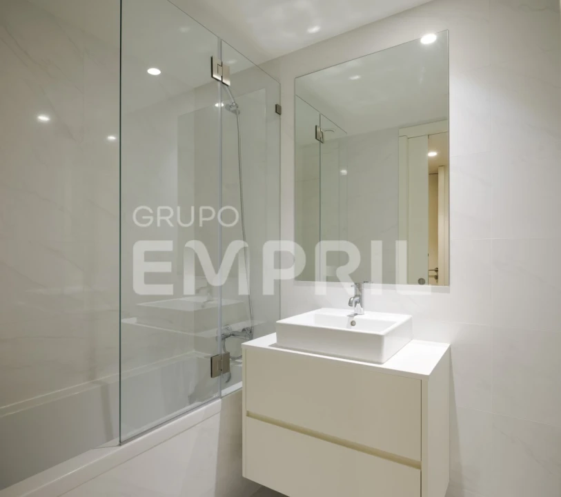 Apartamento T3 para Venda em Santa Marinha e São Pedro da Afurada Foto 4