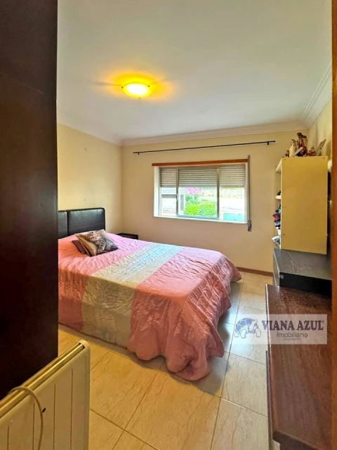 Moradia T4 para Venda em Darque