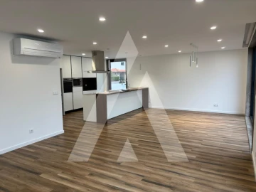 Moradia T4 para Venda em Ílhavo (São Salvador)