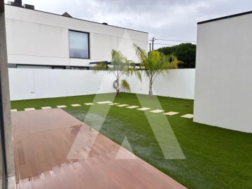 Moradia T4 para Venda em Ílhavo (São Salvador)