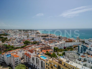Moradia T5 para Venda em Albufeira e Olhos de Água