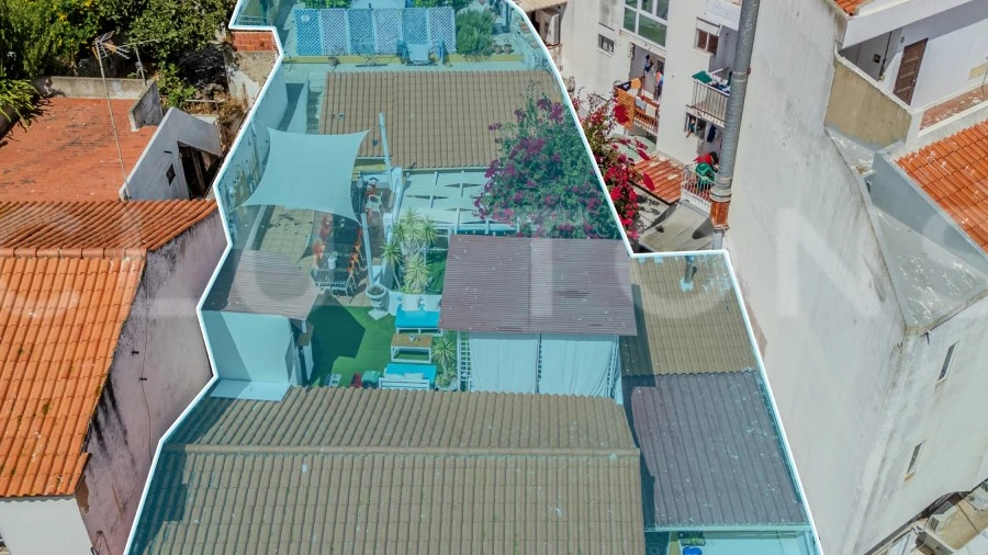 Moradia T7 para Venda em Albufeira e Olhos de Água