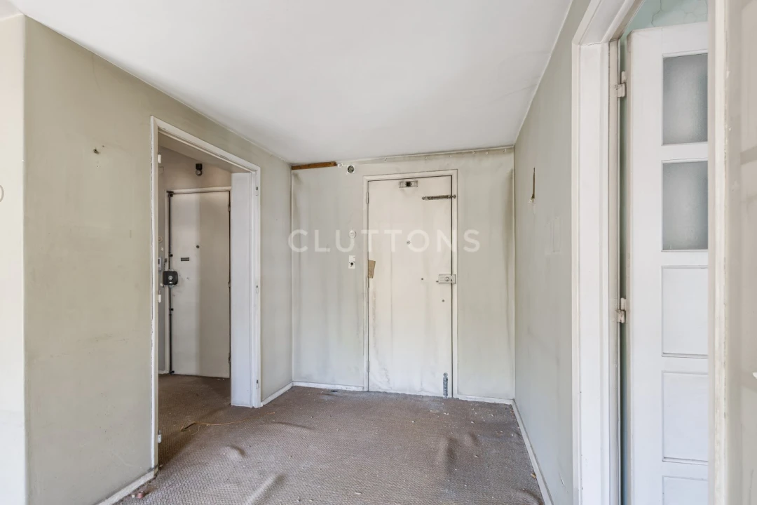 Apartamento T6 para Venda em Areeiro Foto 16