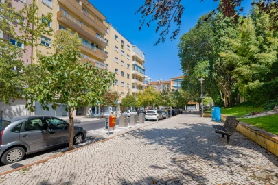 Apartamento T6 para Venda em Areeiro