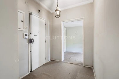 Apartamento T6 para Venda em Areeiro