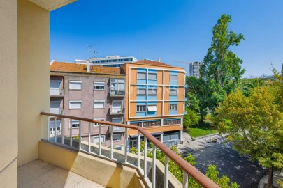Apartamento T6 para Venda em Areeiro
