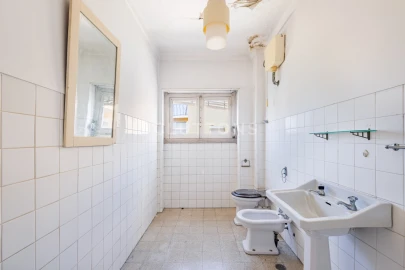 Apartamento T6 para Venda em Areeiro