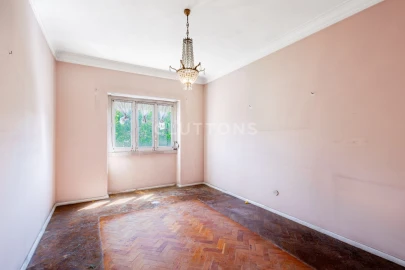 Apartamento T6 para Venda em Areeiro